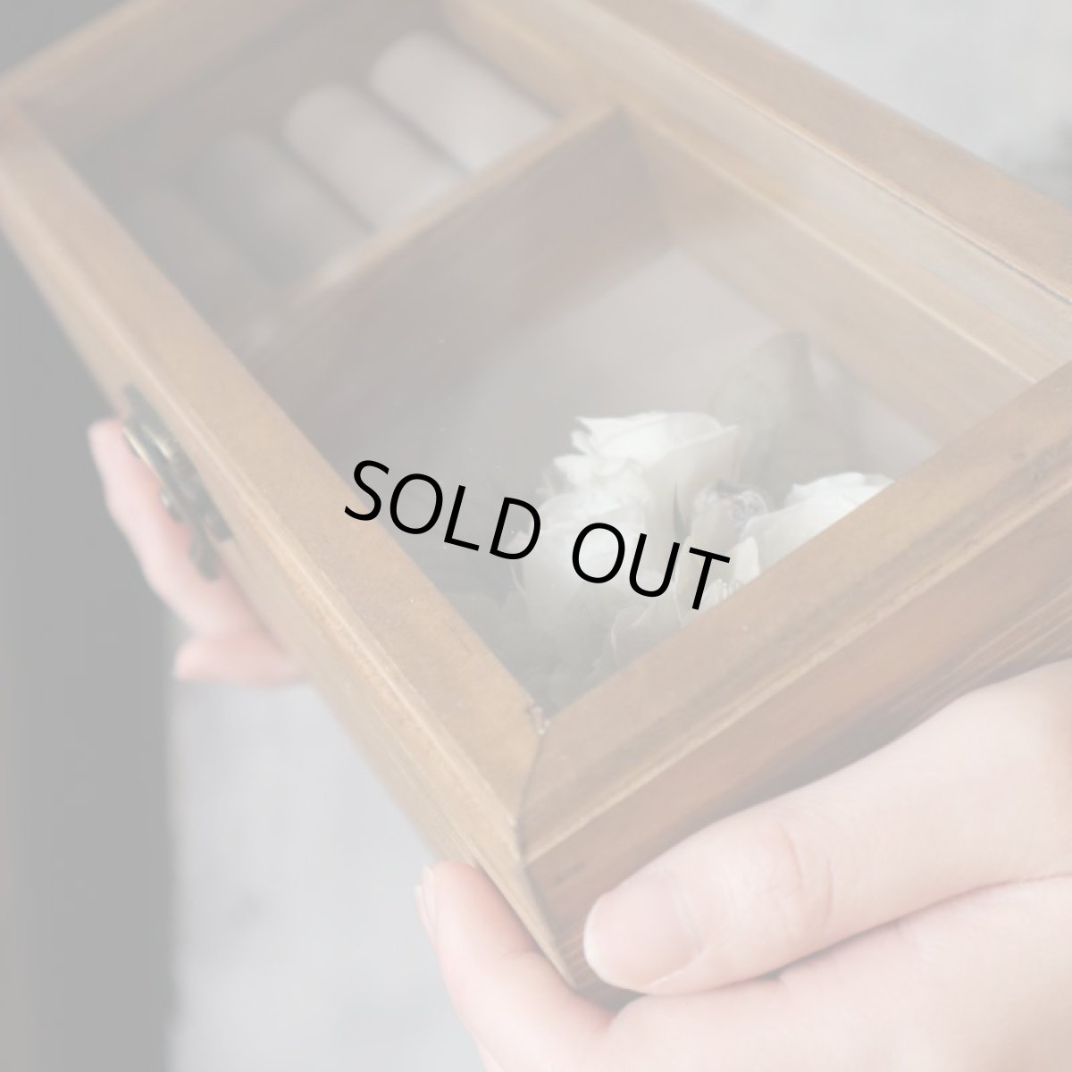 やさしい手触りのウッド製