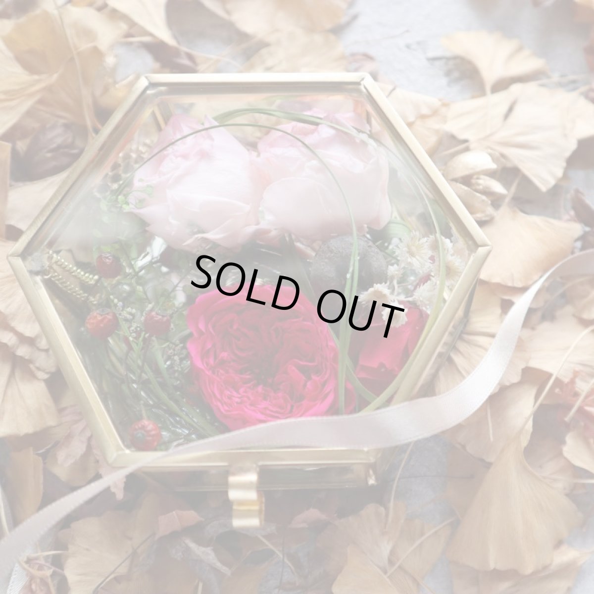 エレガントなピンク